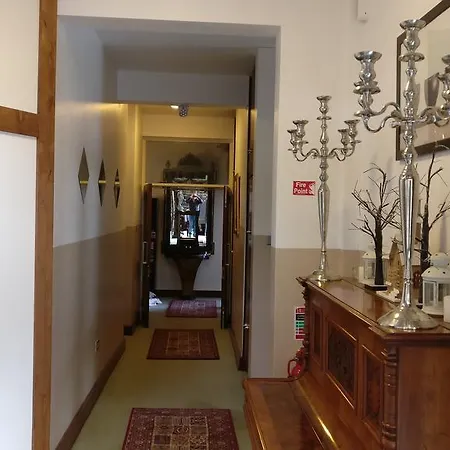 The Convent 3* Lanesborough